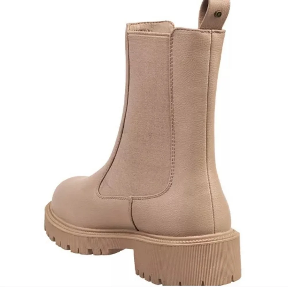 French Connection Women's Reyah Chelsea Lug Sole Boots, Size 8.5. Taupe color.F - Picture 5 of 12